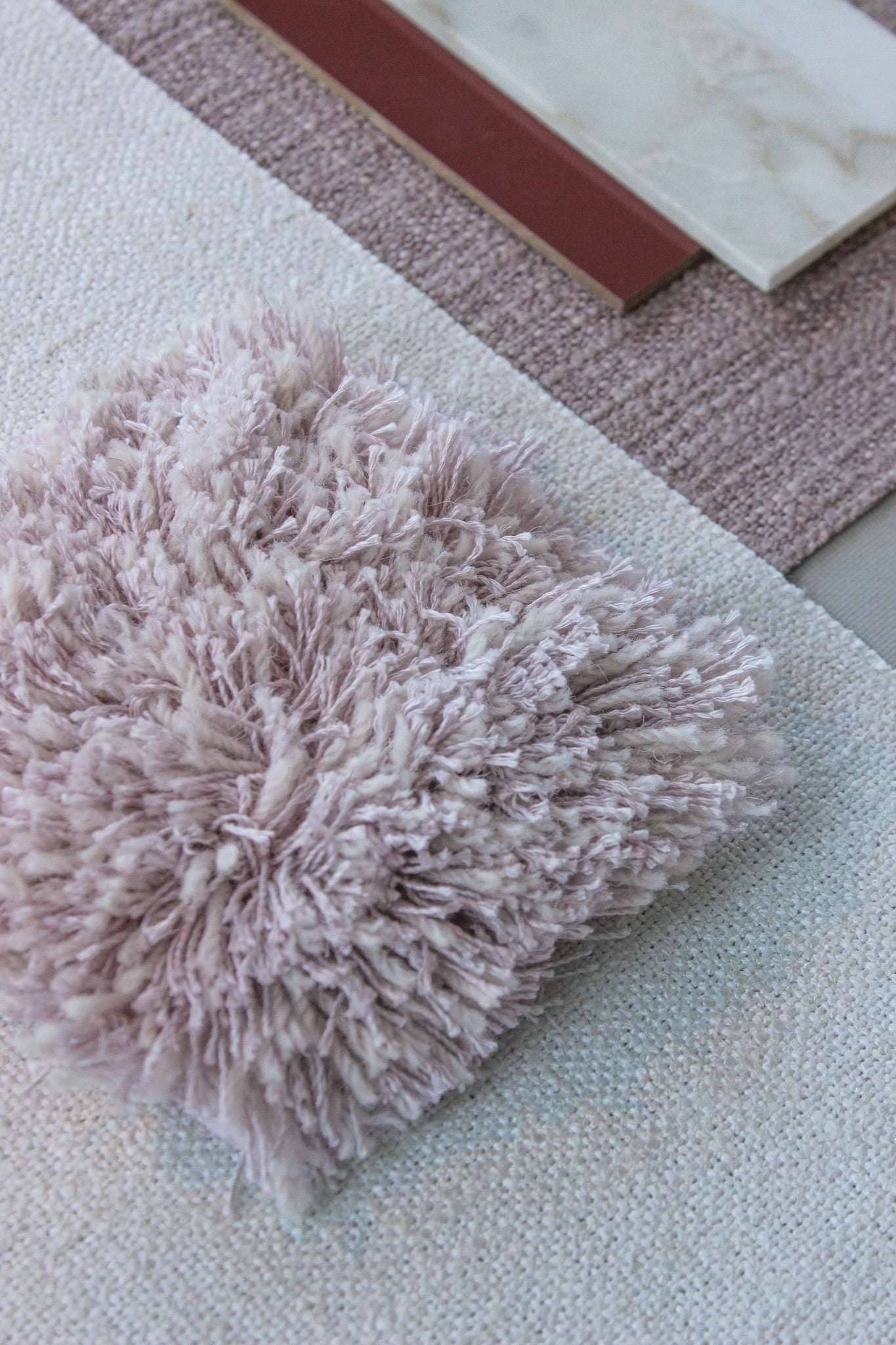 At Ease - Color 3302 Wool & Eucalyptus rug, Hand tufted