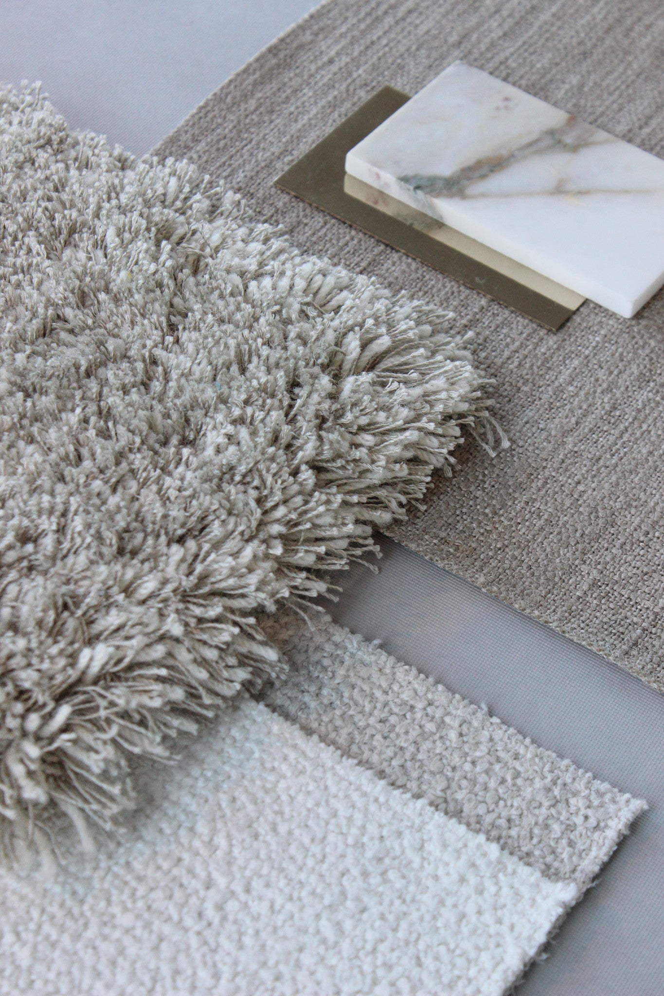 At Ease - Color 3303 Wool & Eucalyptus rug, Hand tufted