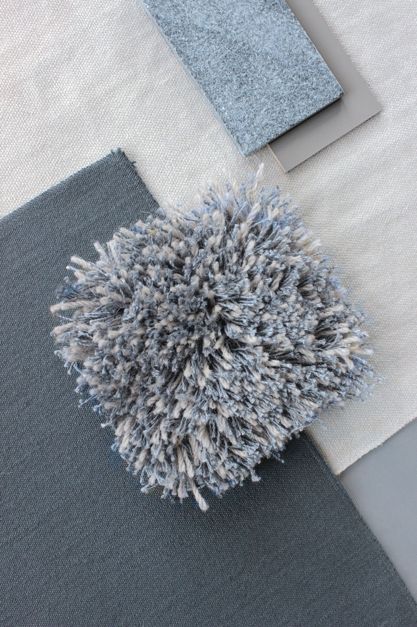 At Ease - Color 3307 Wool & Eucalyptus rug, Hand tufted