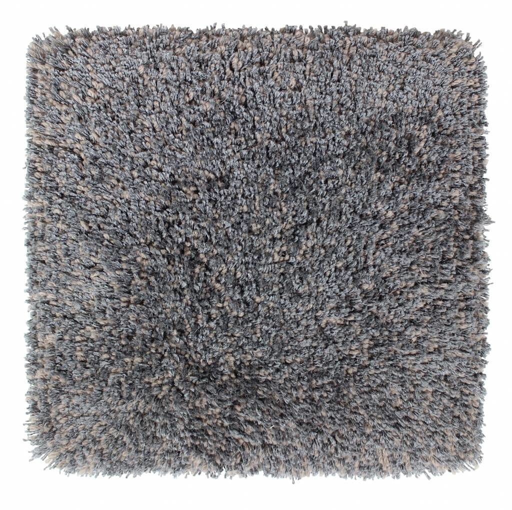 At Ease rug hand tufted in eucalyptus and wool, 35 mm pile, pink gray