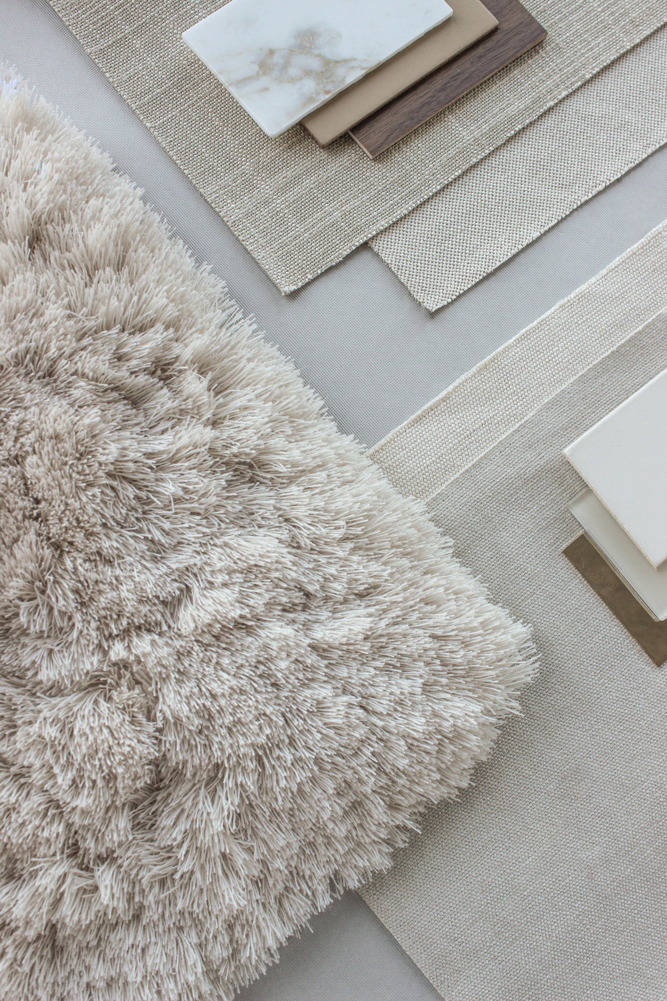 Super Moon 45 - Mohair rug, Hand tufted, 45 mm pile, beige