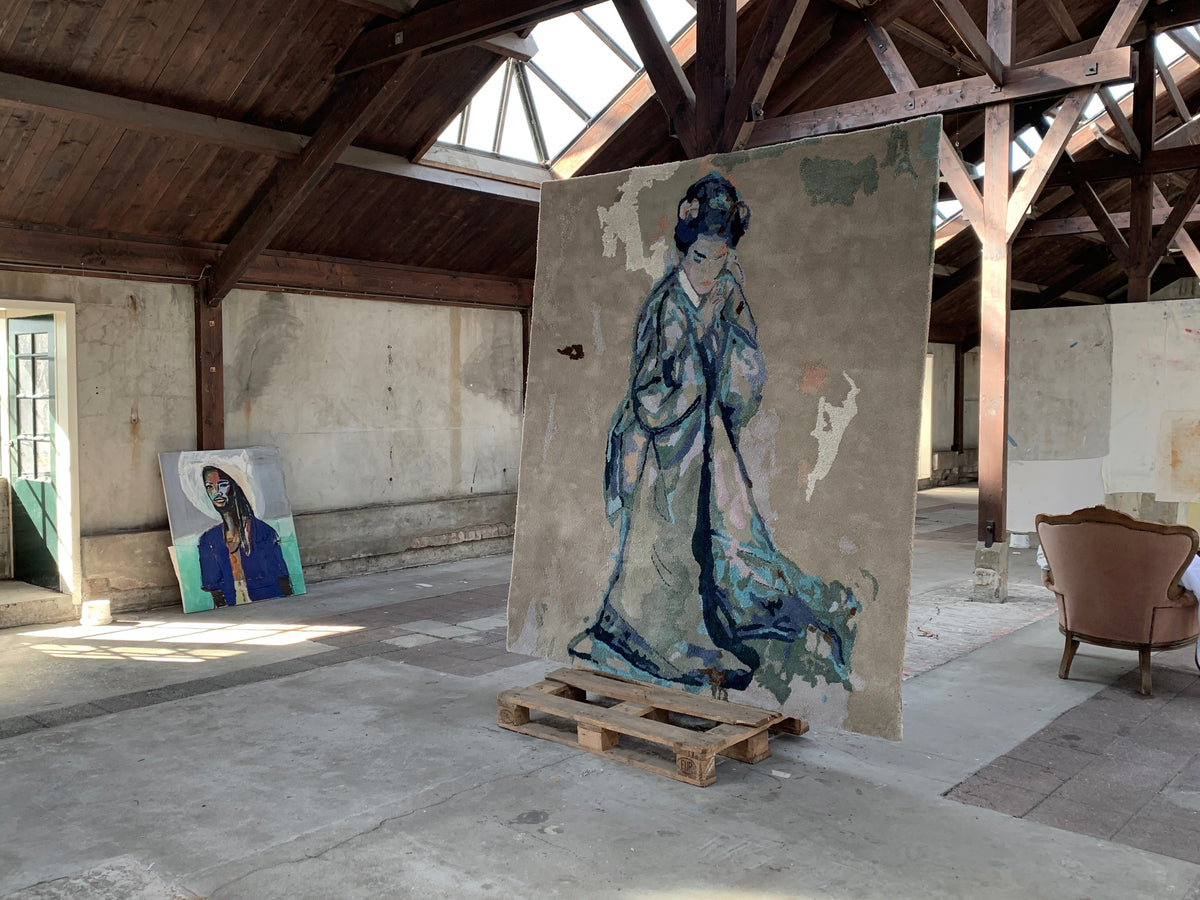 Designing Bespoke Rugs for High-End Interiors