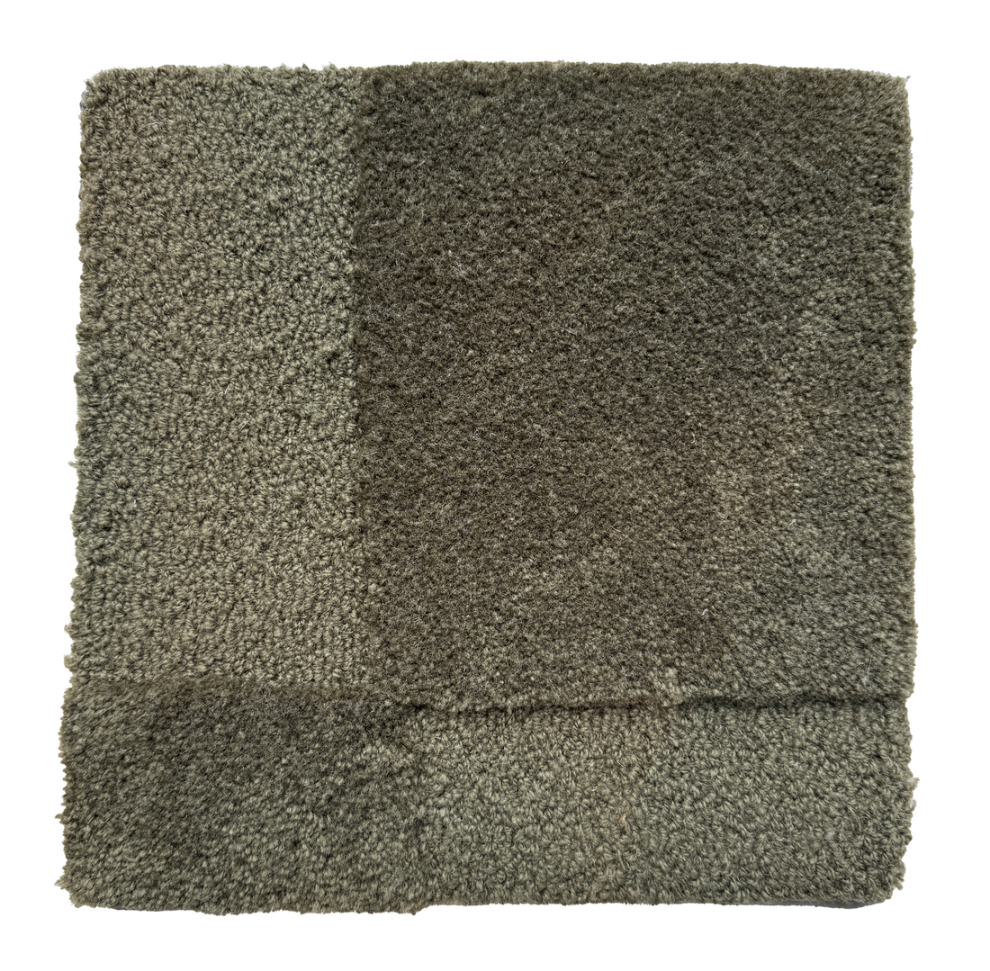 Solid Ground - New Zealand Wool rug, Hand tufted,9 mm loop and 16 mm cut, green