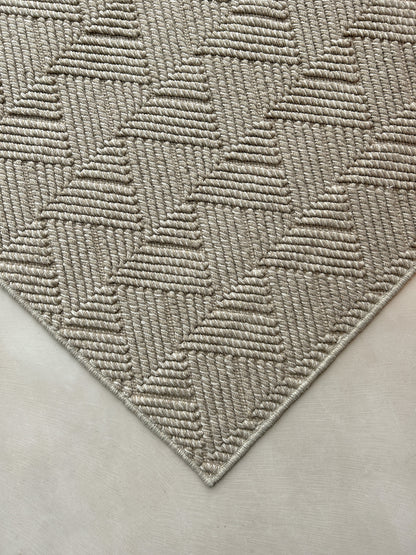 Lay Out - Wool rug, Wilton Woven