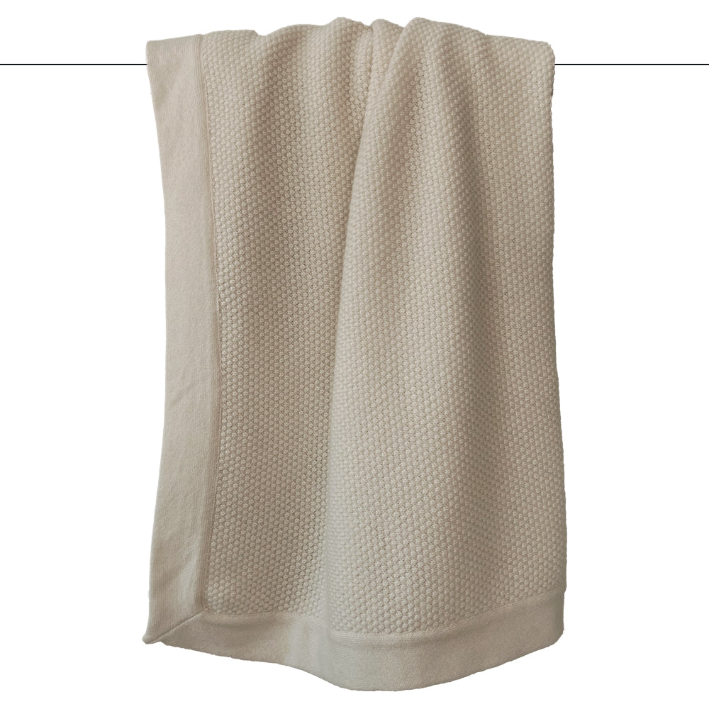 Settle In - Undyed Eco Cashmere Throw
