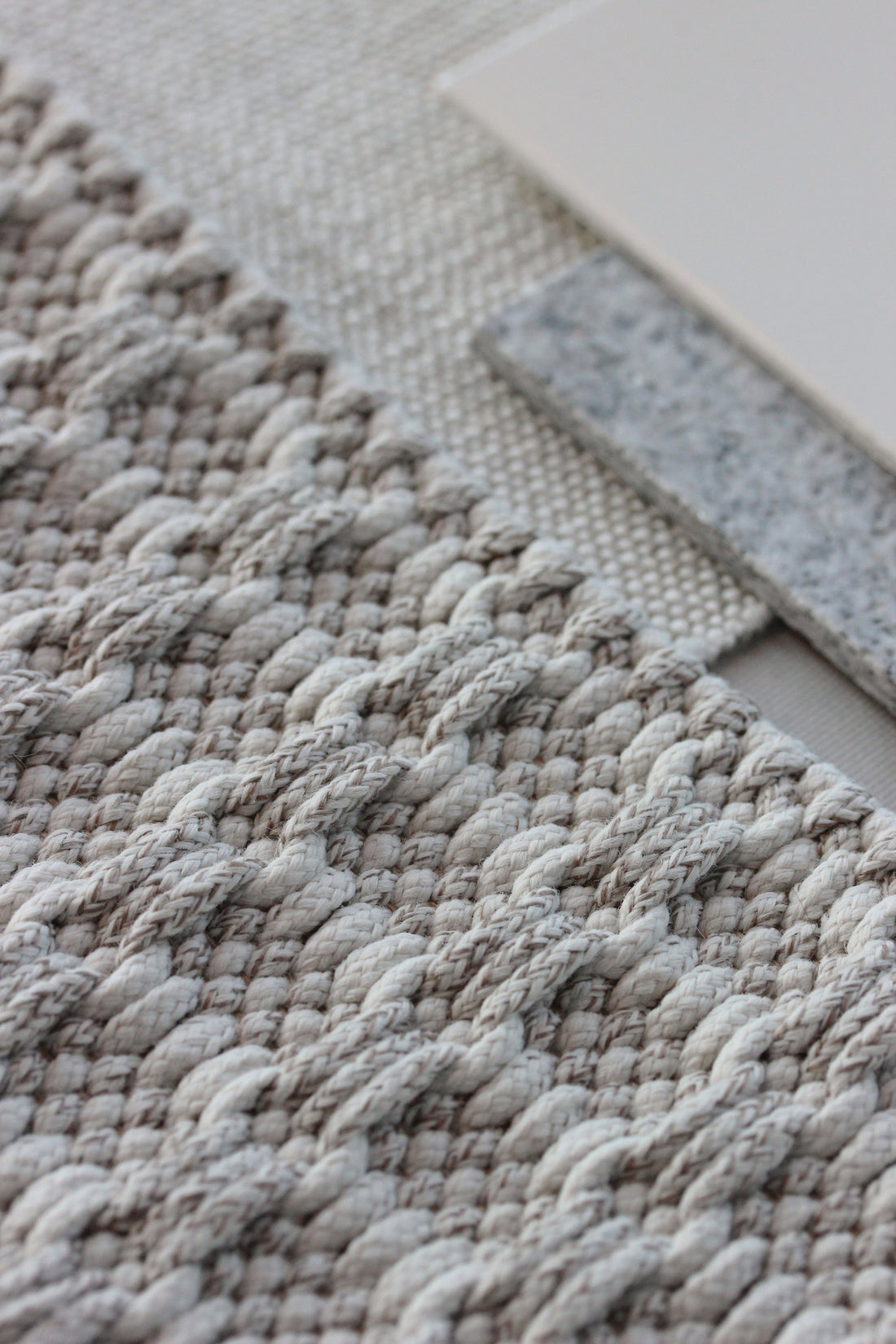 Bottom Line Rug - 6601