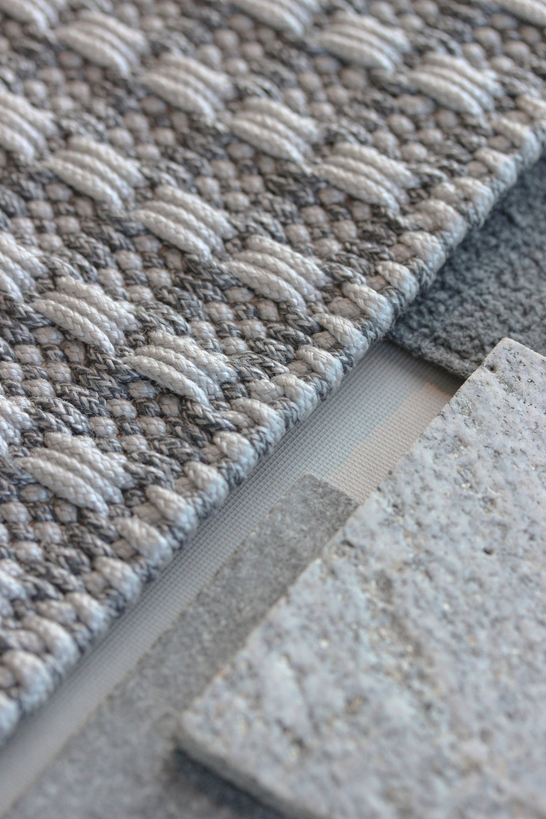 Bottom Line Rug - 6603