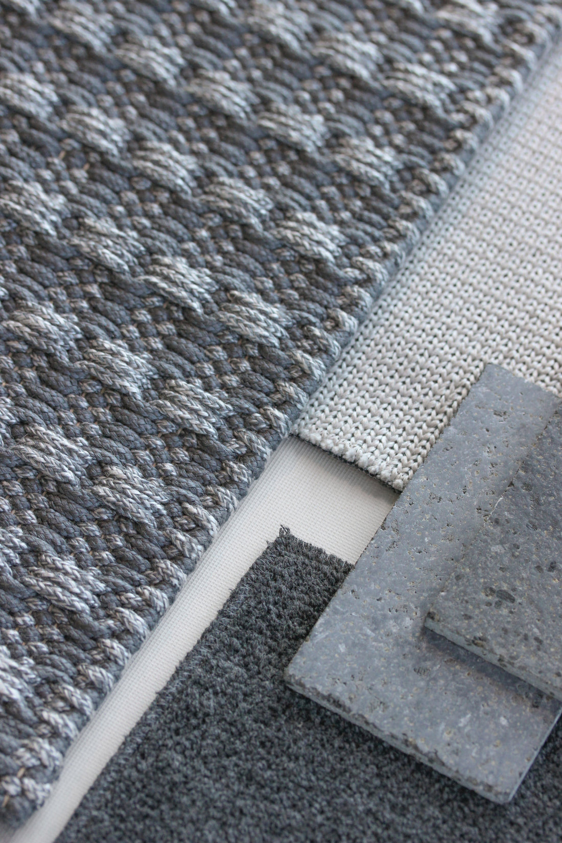 Bottom Line Rug - 6604