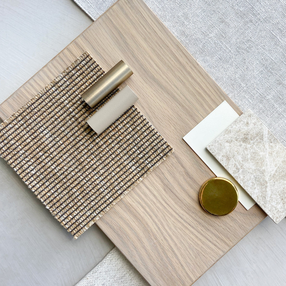 Front Row - Color 8904 Polypropylene rug, woven