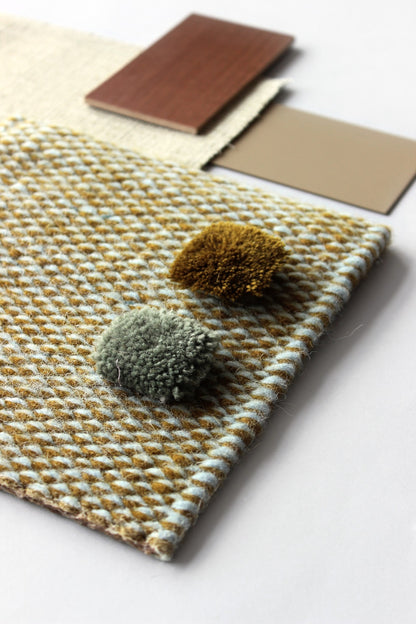Eagle Eye Rug - 5106
