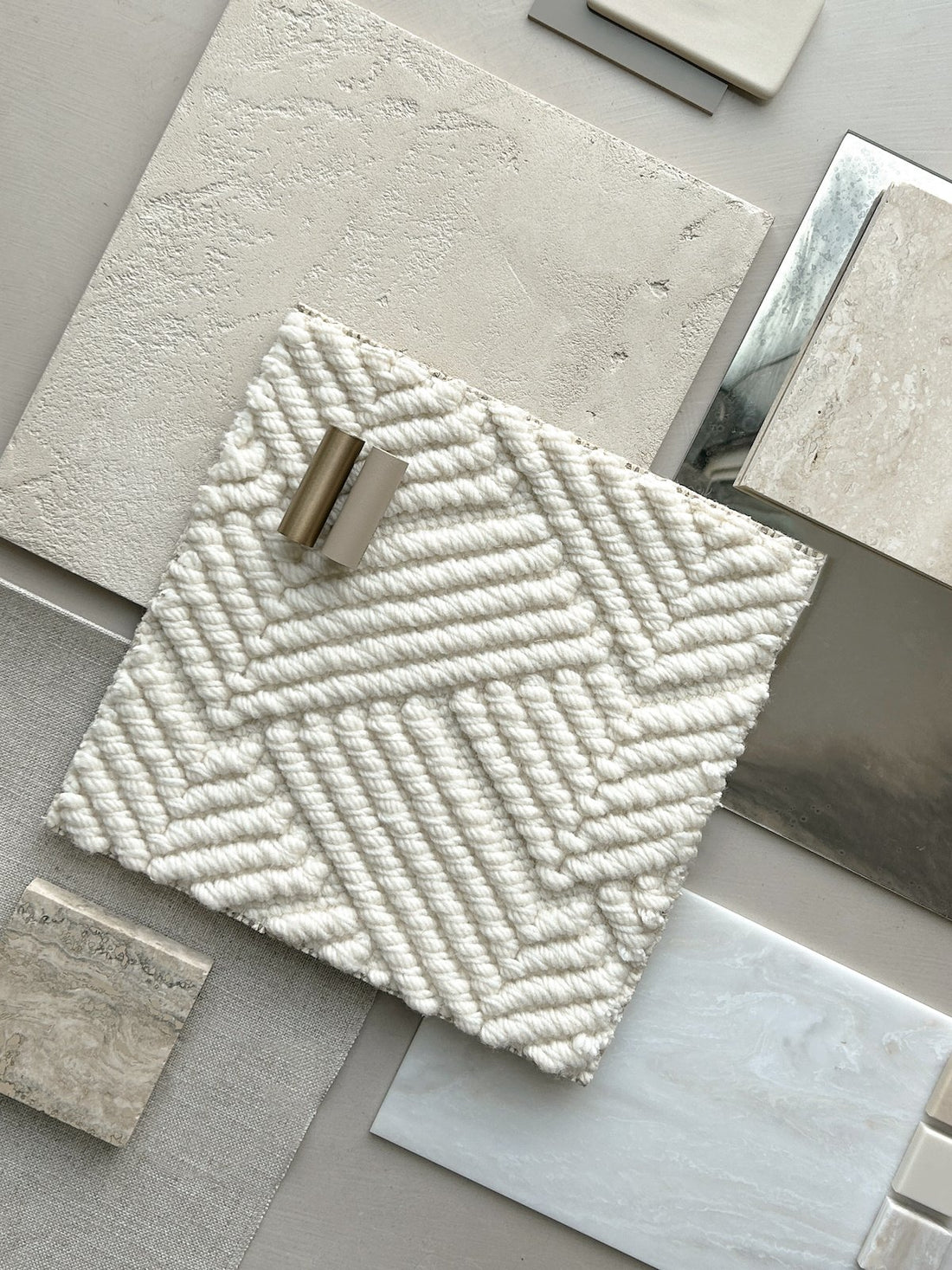 Lay Out - Color 1603 Wool rug, Wilton Woven