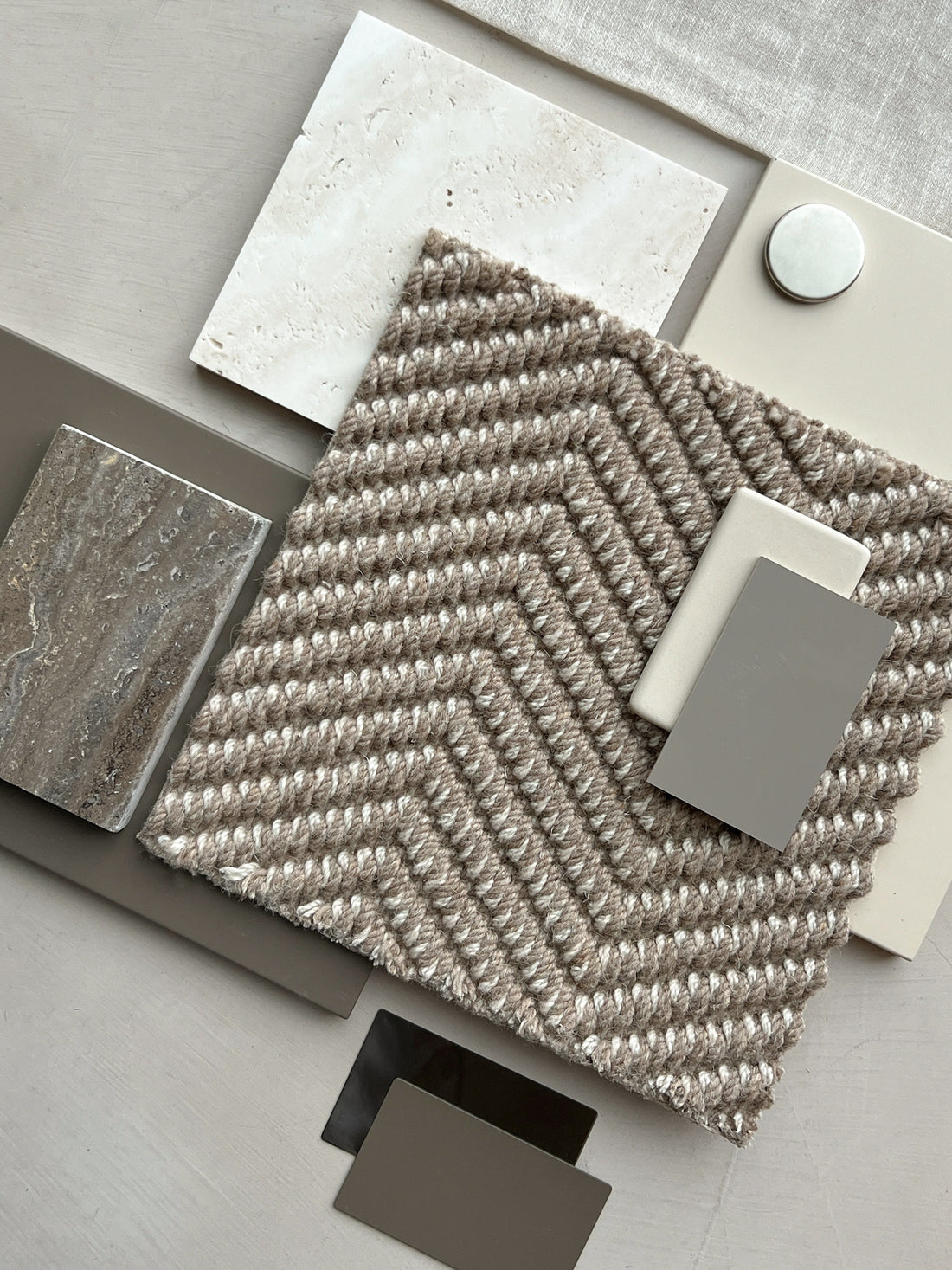 Line Up - Color 1701 Wool rug, Wilton Woven