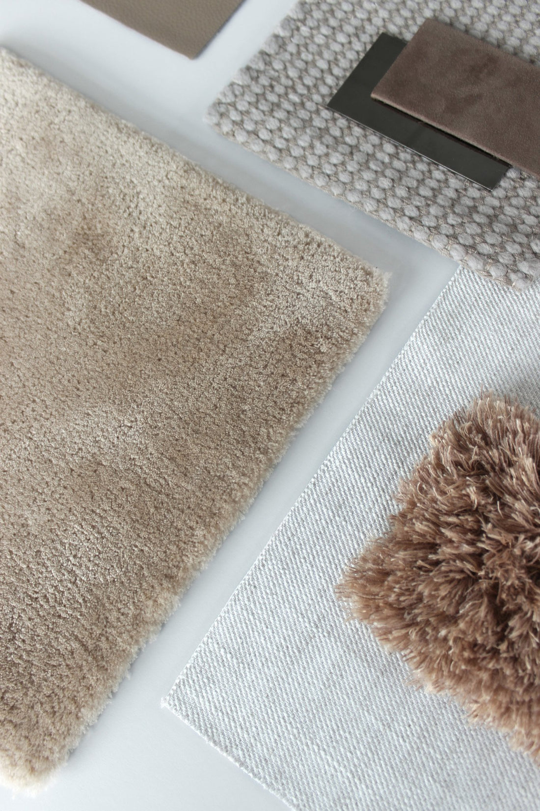 Saint Cloud - Color 5803 Merino Wool rug, Hand tufted