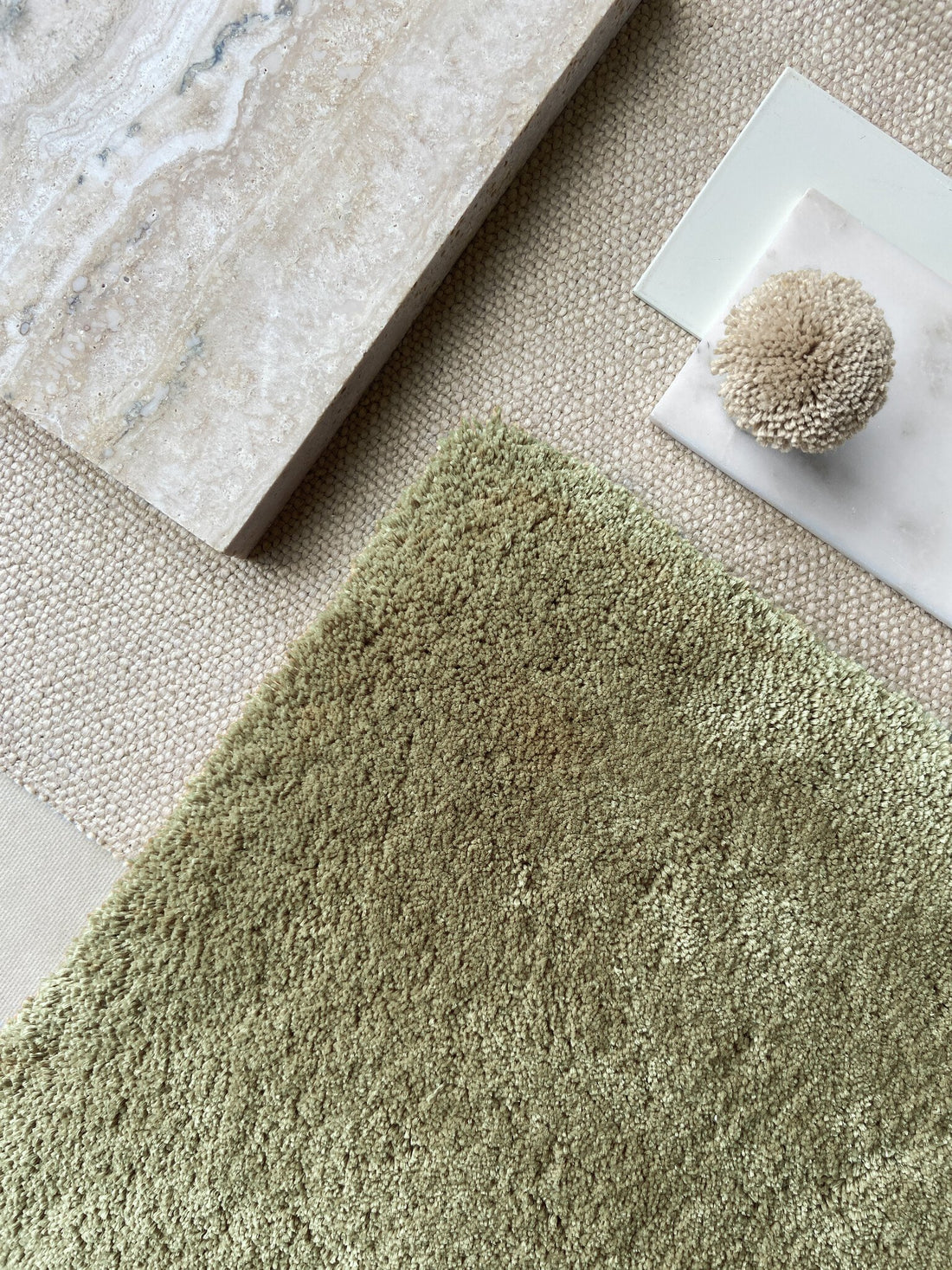 New Start - Color 20 biodegradable PET rug, Hand tufted