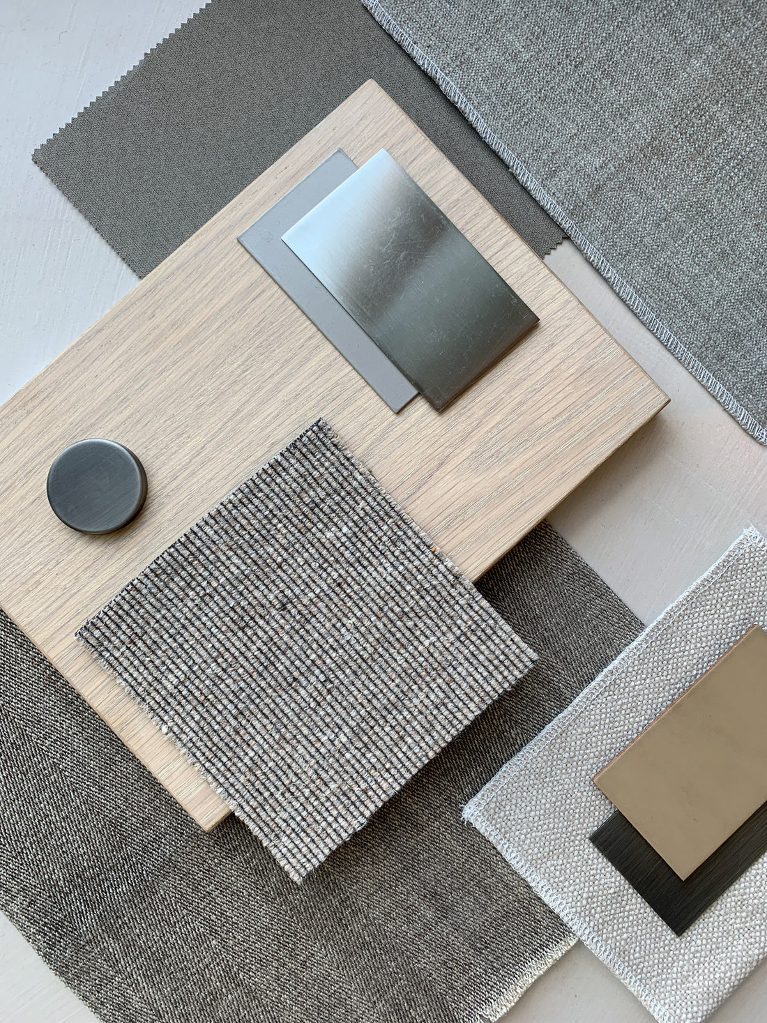 Roll Over - Color 6102  Wool rug, Machine woven