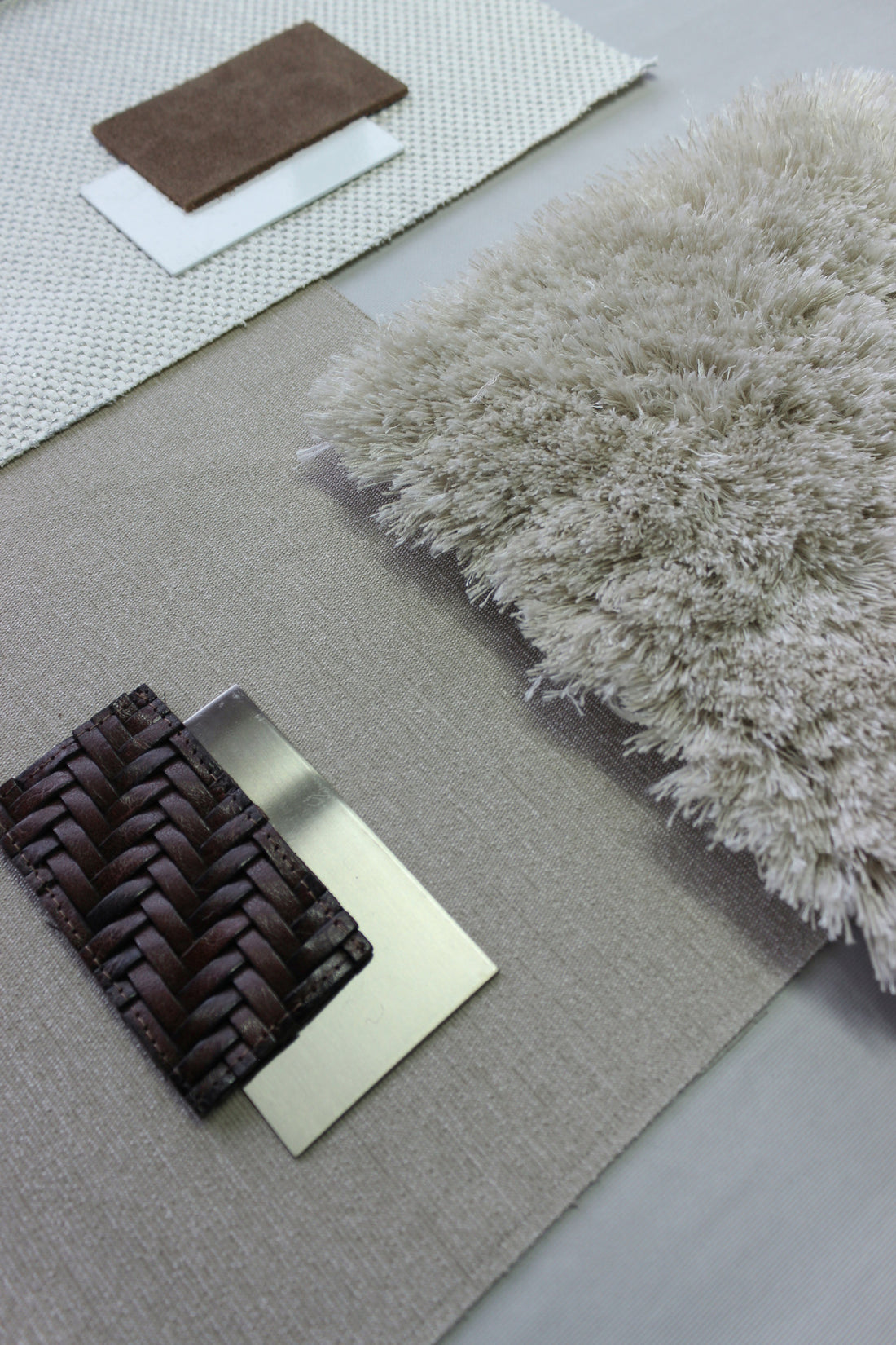 Show Off - Color 5605  Mohair &amp;  Bamboo rug, Hand tufted