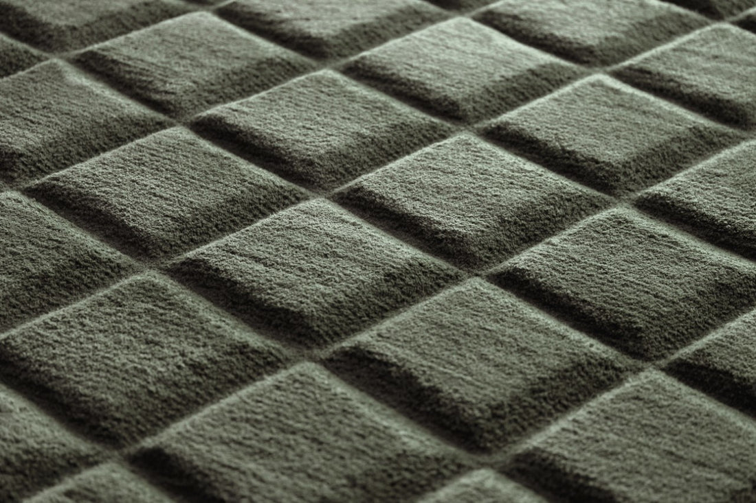 Corner stone -  Eucalyptus Rug, Hand tufted,  Hand carved, 12-25 mm pile, green